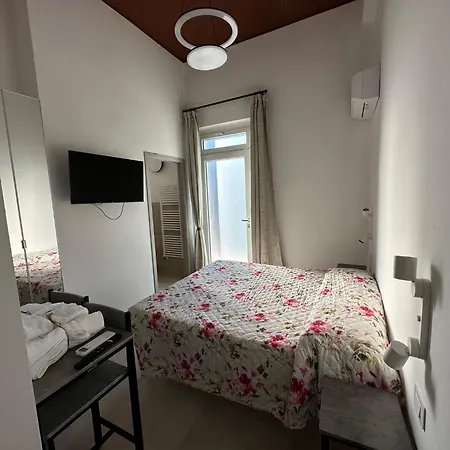 Gasthuis Affitta Via Po 3*